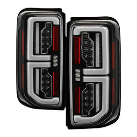 SPY-5088857_01.jpg