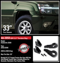 Load image into Gallery viewer, 2000-10 CHEV/GMC 2500/3500HD 2.5&#39;&#39; Front Leveling Kit (Forged Torsion Key)